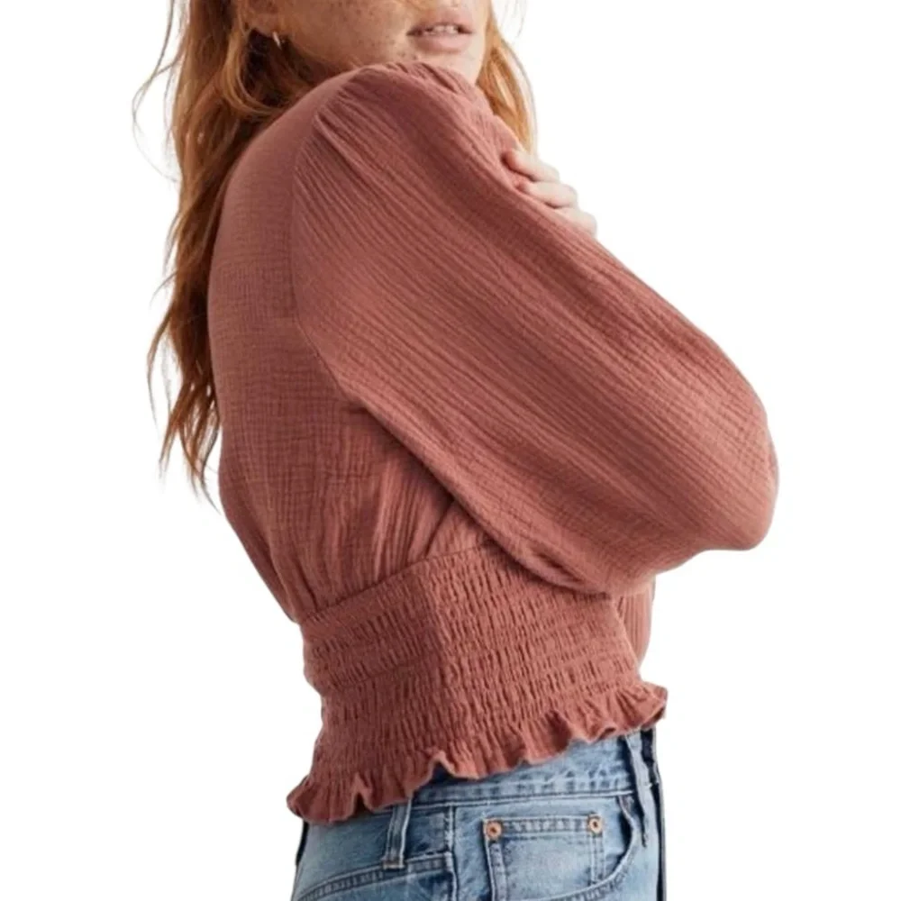 Madewell Julianne Lightspun Smocked Waist Cropped Top in Vintage Quartz - S